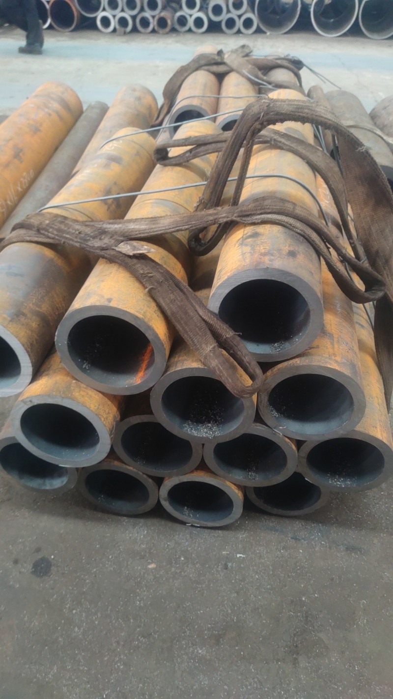 慈利慈利慈利15CrMoG无缝钢管切割